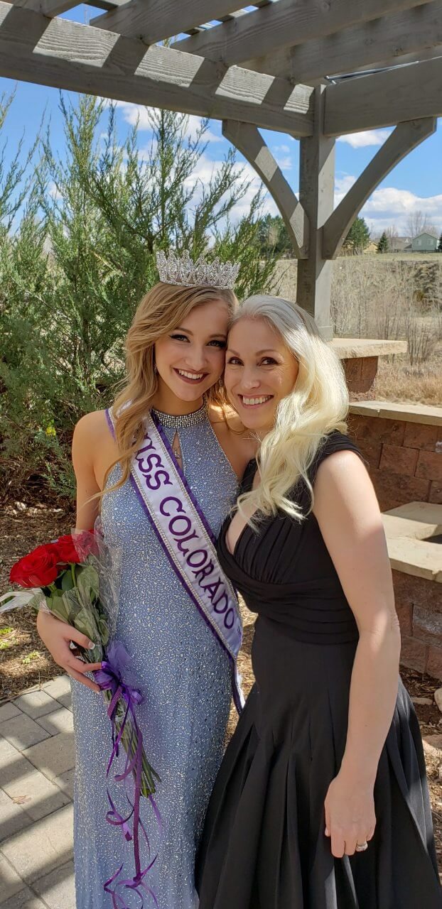 Savannah Menken with her mother