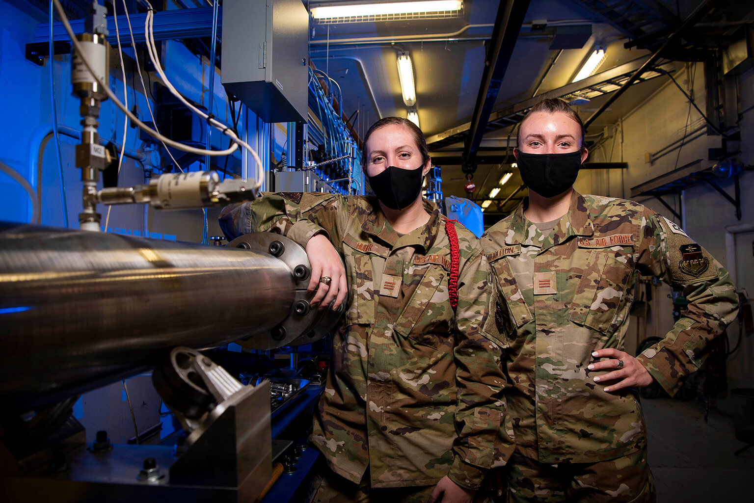 Cadets in aeronautics lab with combustion shock tube