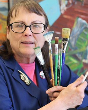 Professor Pam Aloisa