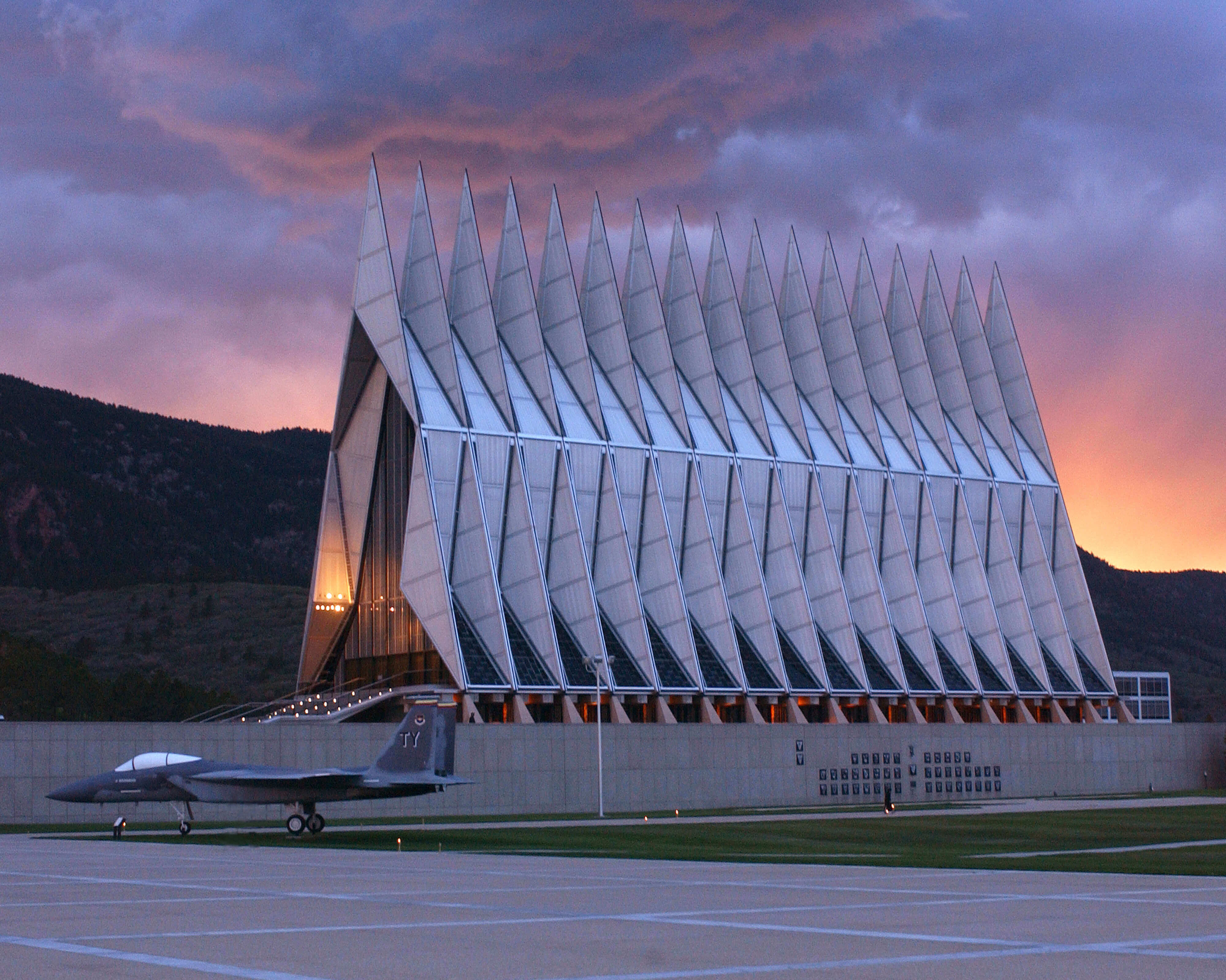 Image of the United States Air Force Academy cadet chapel