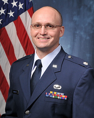 Official photo of Lieutenant Colonel Crossley