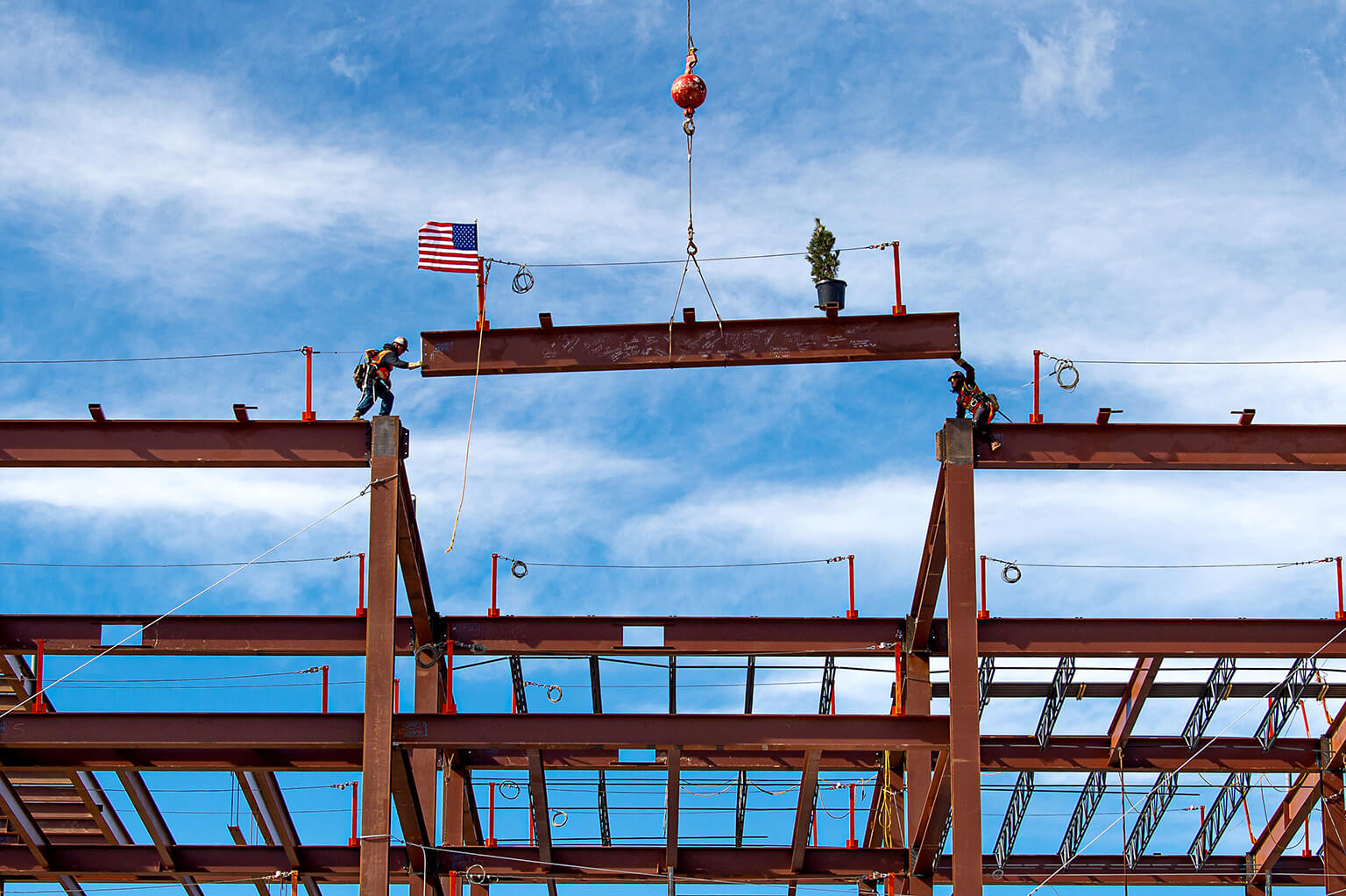 Madera Cyber Innovation Center topping off