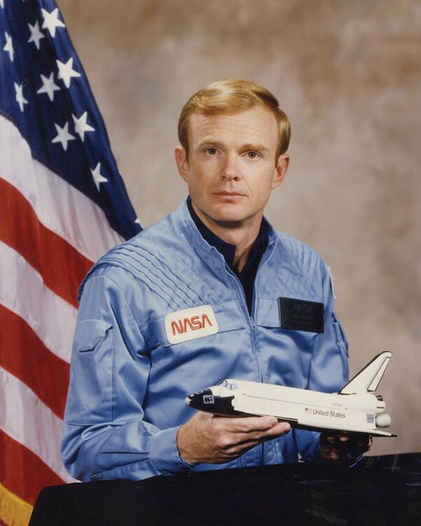 Astronaut Maj. Gen. (ret) Roy Bridges, Jr