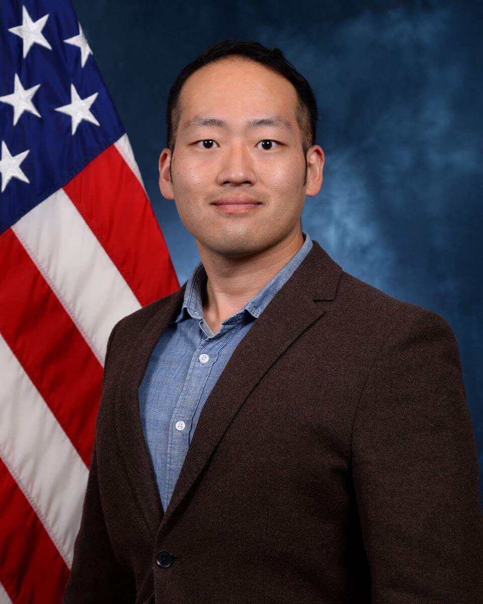 Motoyuki Yoshihara