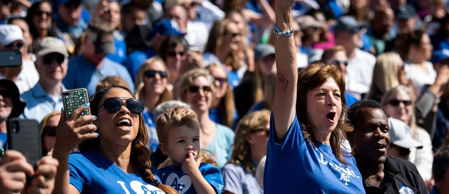 Crowd at Parents Weekend.