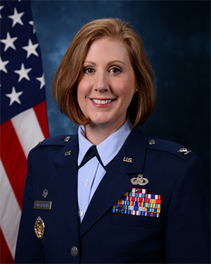 Official photo of Colonel Tammy L. Schlichenmaier.