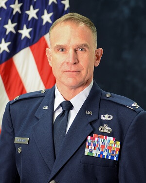Official Photo of Thomas Swoveland