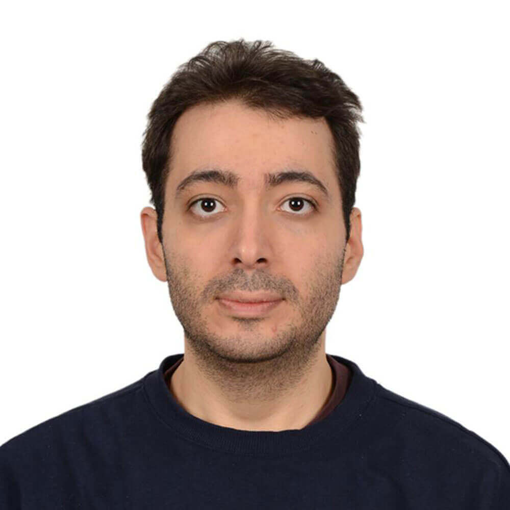 Dr. Yigit Topoglu